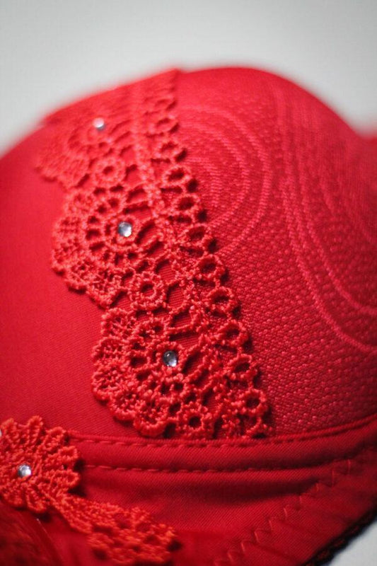 Chic Nylon Lace Work Padded Full Cup Bra